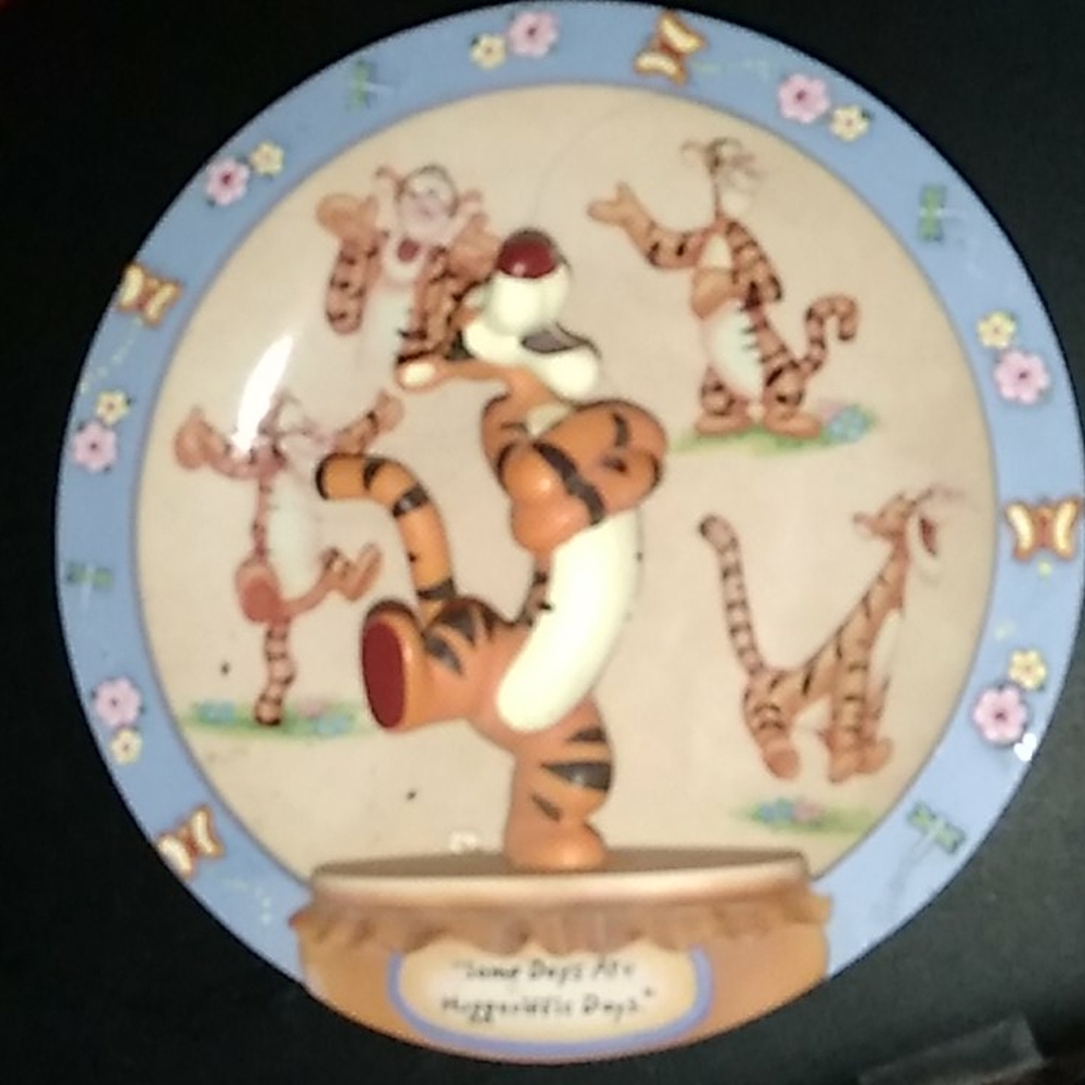 Disney Tigger "100 arcre days"